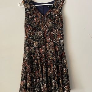 Be by CHETTA B short sleeve knee length dress